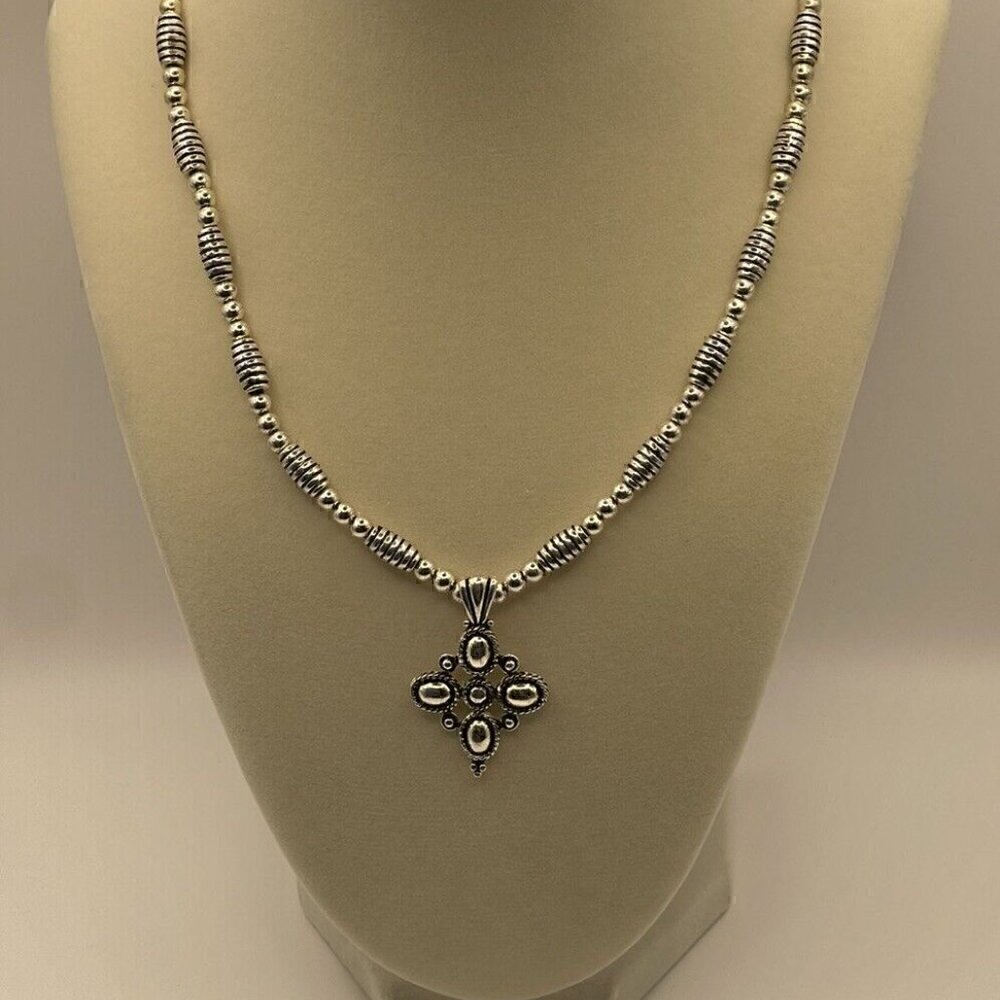 Napier Cross Pendant Vintage Beaded Silver Tone Necklace 17.5” Vtg Clean Charm - Picture 2 of 10